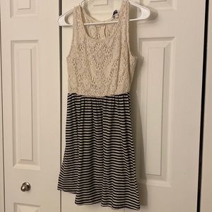 Large crème and navy blue striped dress from Speechless